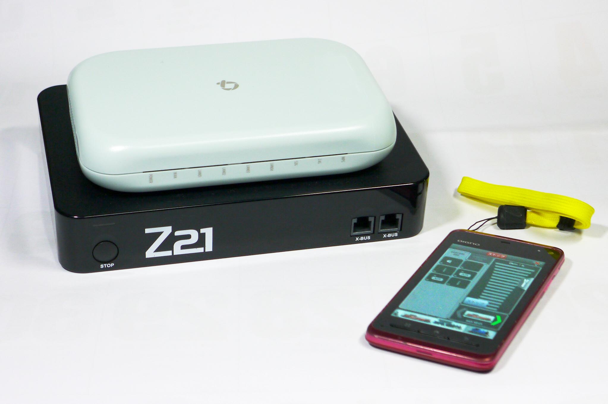 z21、Z21の取り扱い説明書、DCC、ROCO社のZ21 | ROCO社のZ21、大変